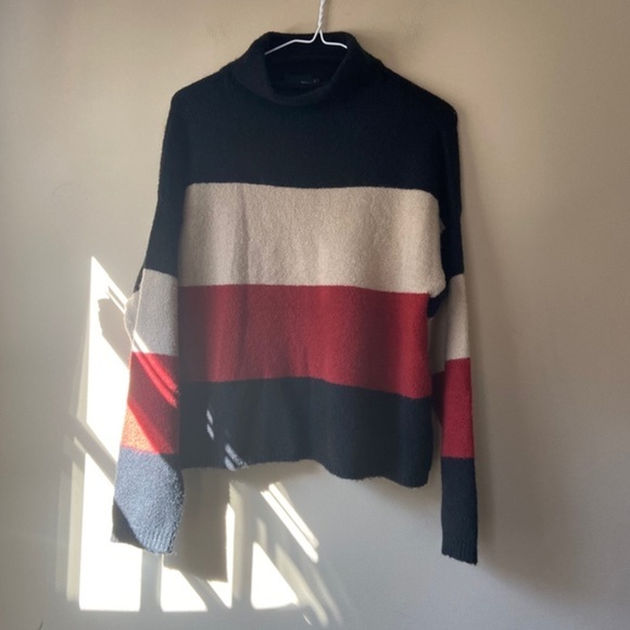 CLICHÉ Color Block Turtle Neck Pullover - Picture 6 of 10